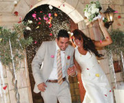 Celebrate your dream wedding on a budget