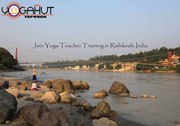 Join yoga teacher training in Rishikesh with YogaHut-Tapovan. 