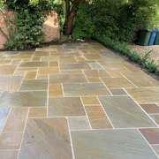 Rippon Buff Indian Sandstone Paving Slabs: Patio Pack 18mm Calibrated